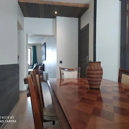 Apartment Clos Bois Joli