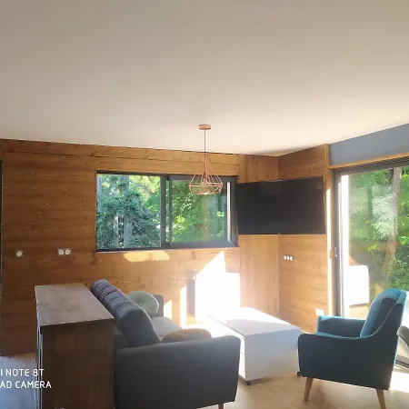 Clos Bois Joli Apartment *