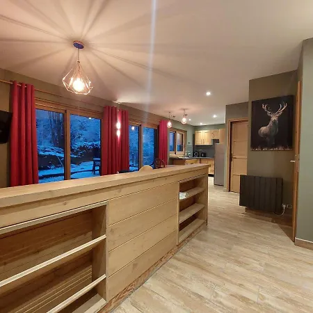 Clos Bois Joli Apartment *