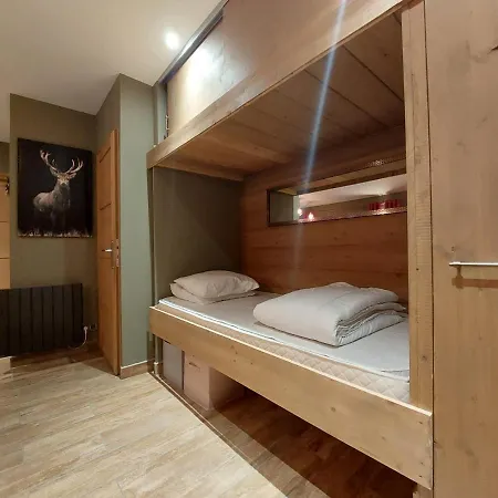 Clos Bois Joli Apartment *