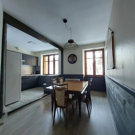 Clos Bois Joli Apartment *